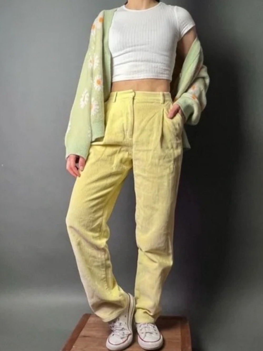 Aritzia Wilfred Free corduroy Lennox Pants